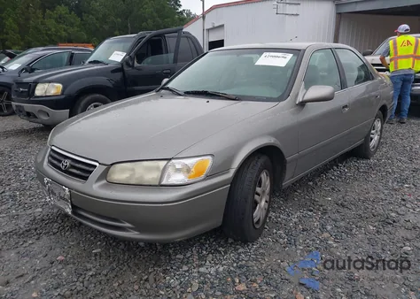 2000 Toyota Camry Le z USA, uszkodzony, nr VIN 4T1BG22K2YU649460
